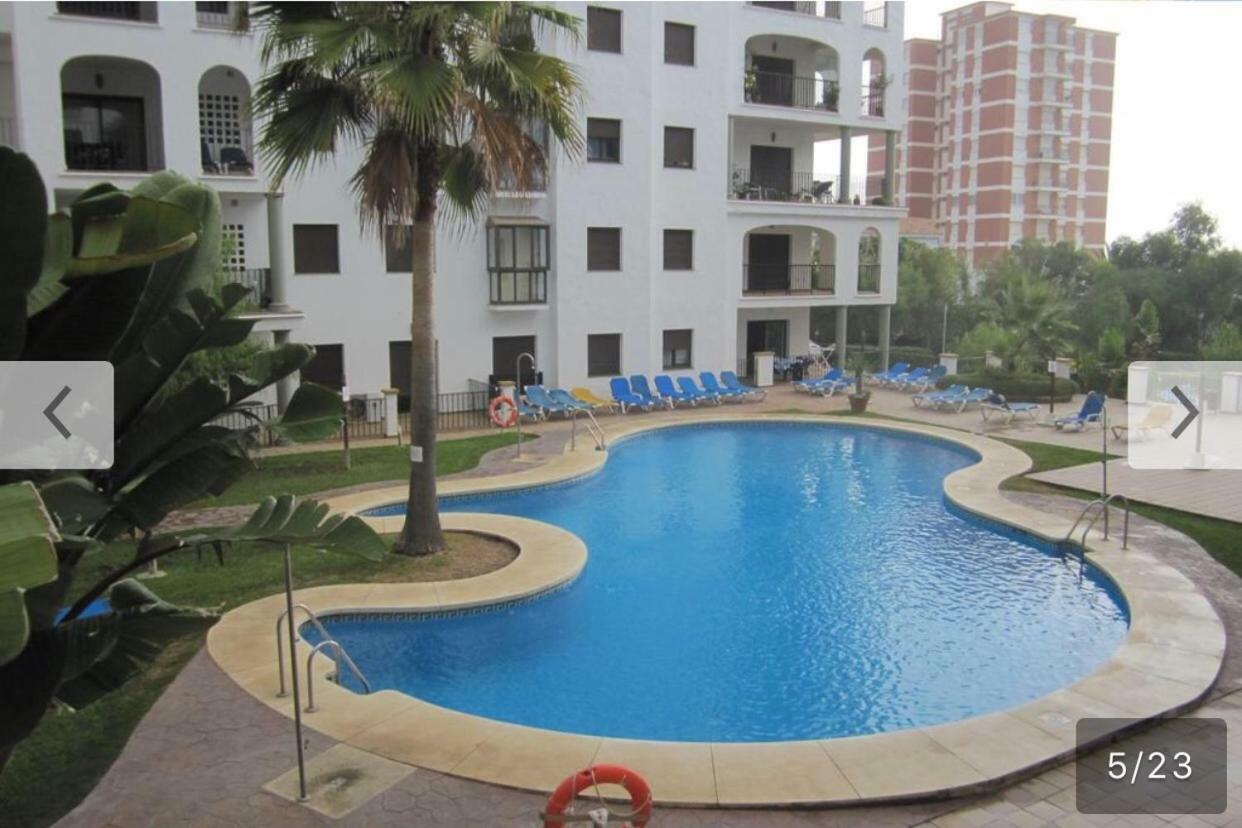 Residencial Marina Duquesa Apartamento *